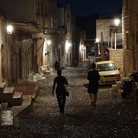 Old Town Diamond *