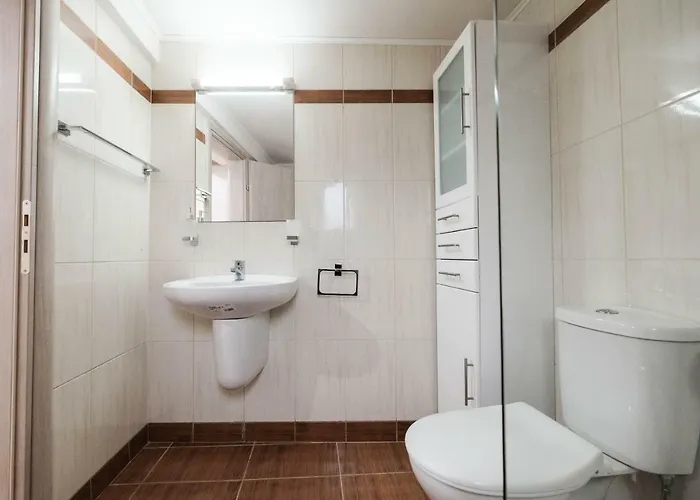 Old Town Diamond Daire *